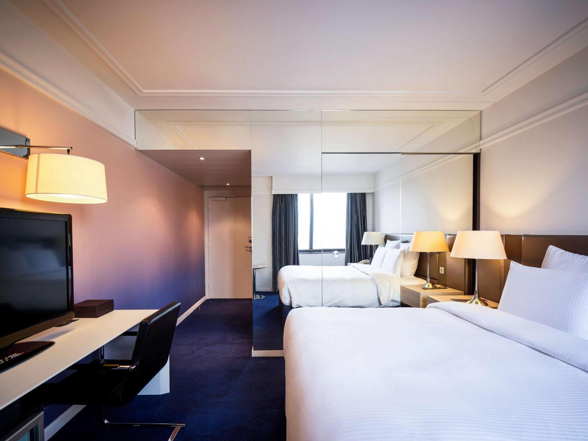 Pullman Montparnasse 4* París